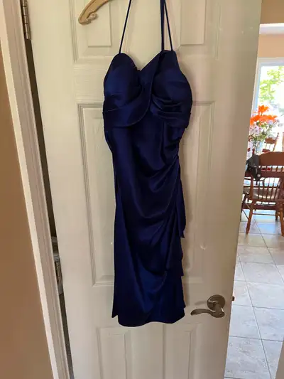 Laura size 2 halter purple dress