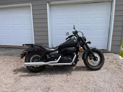 2012 Honda Shadow Phantom Great bike in excellent shape New tires and tubes 2023 27000 km Only selli...