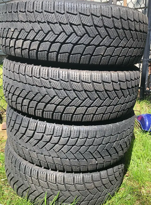 Winter tires 205/55R16. 4 for $600 like New. in Tires & Rims in City of Halifax - Image 2