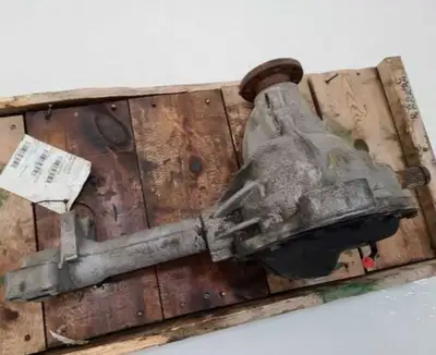 DIFFERENTIEL AVANT 3.55 DODGE DURANGO DAKOTA ANNÉES 2000 2001 TESTÉ ET GARANTIE PRIX DEMANDÉ 500$ PO...