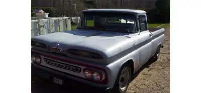 Extremely solid shortbox fleetside c10 . Project tru k ! Sandblasted and painted frame . Power steer...