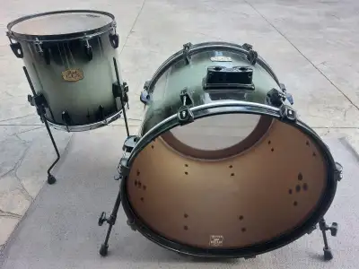 14''FT and 22'' kick drum PEARL EXL.  $160 for 2 drums, View more