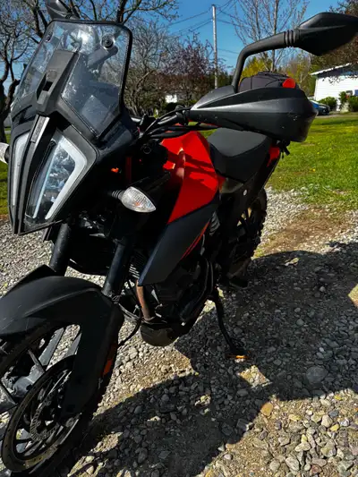 Peux considérer échange contre moto sport Touring : kawasaki ninja, R3,R6, Honda CBR…… J’ai acheté m...