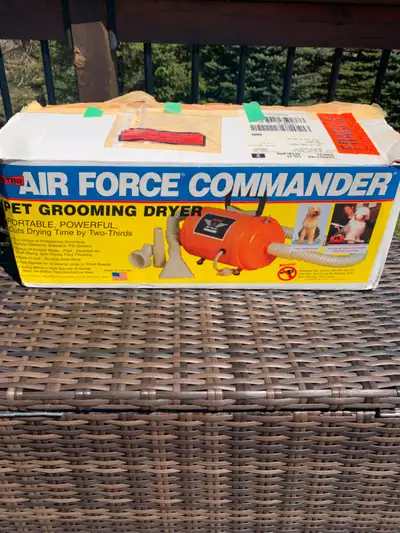 Air Force Commander, Pet Grooming Dryer, portable and powerful. Two speeds.