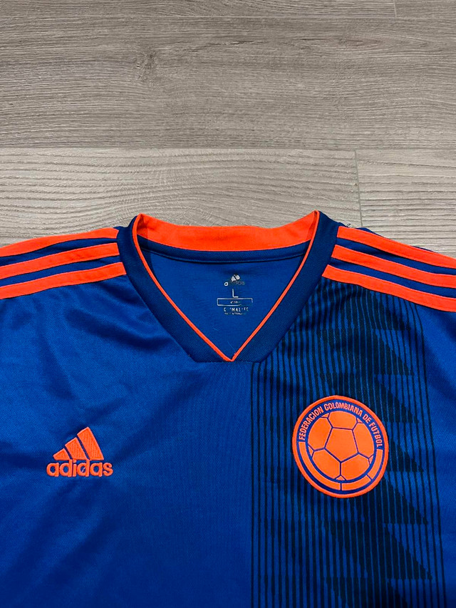 Adidas Colombia 2018 WC Soccer Away Jersey Men's Size L in Soccer in City of Toronto - Image 4