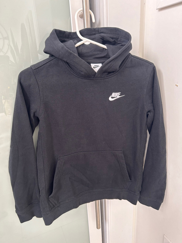 Nike hoodie. Boys size large in Kids & Youth in Kingston