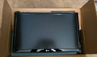 LG 22"  LED monitors, View more