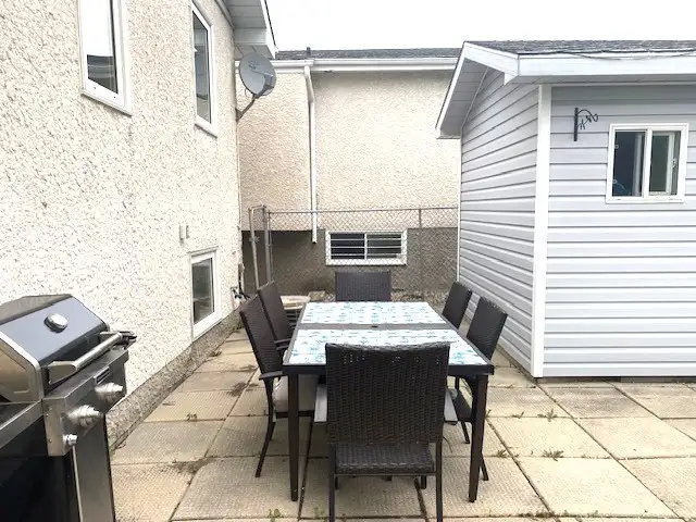 House for Rent 3 bed 2 ba Fenced in yard Great school catchment in Long Term Rentals in Winnipeg - Image 25