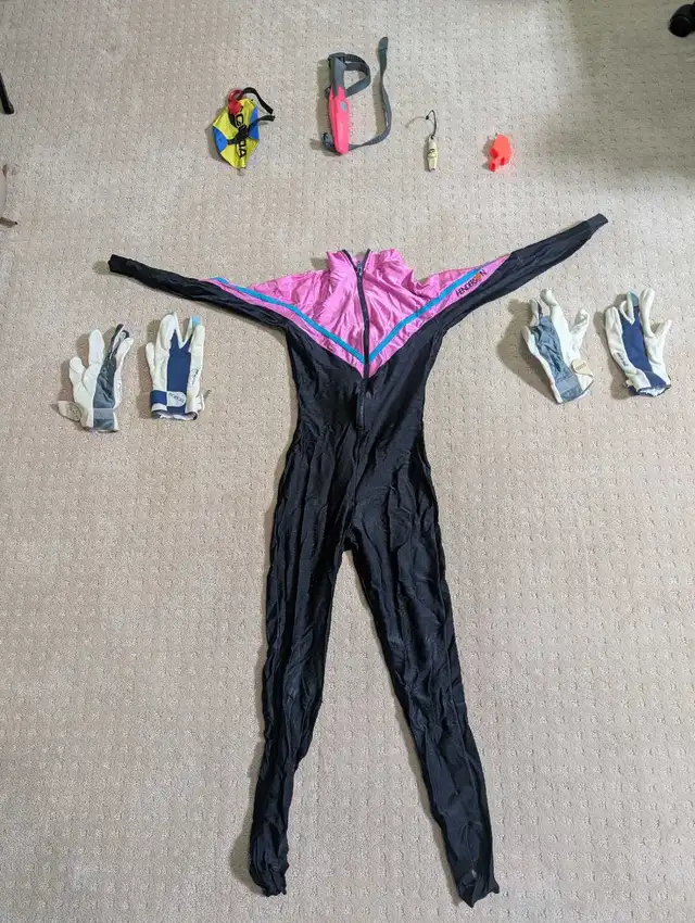 scuba diving gear, two full set with accesaries in Water Sports in Edmonton - Image 10