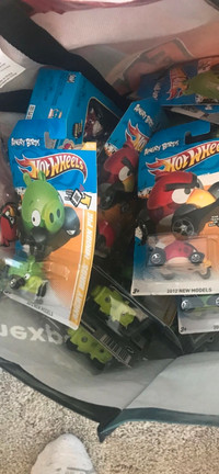 Angry birds collectible cars 