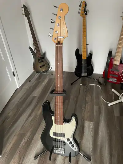 Base Fender jazz fretless, View more
