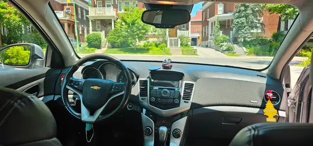 Une très Cruze 2015 full options à ne pas rater in Cars & Trucks in City of Montréal - Image 10