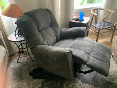 Recliner Electric, View more