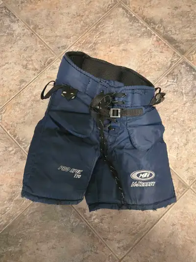 Goalie pants, youth large, View more