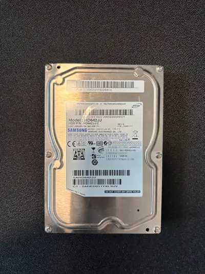  DISQUE DUR SATA SAMSUNG 640 GO – 3,5”, View more