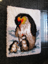 Tapis décoratif fait à la main -  Trio de Pingouin