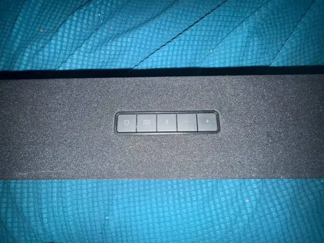 VIZIO 32” sound bar in General Electronics in Cambridge - Image 6