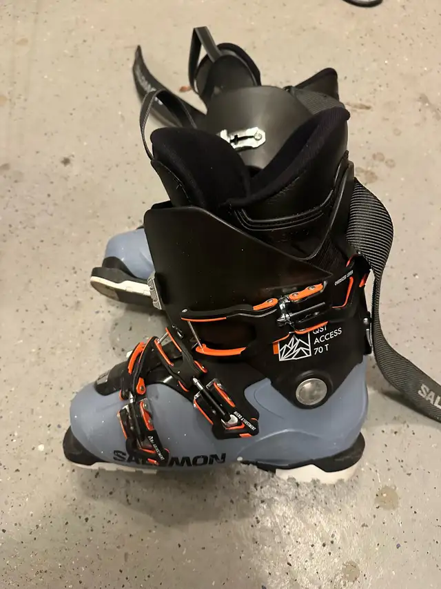 Salomon Ski Boots 25-25.5 in Ski in Oshawa / Durham Region - Image 2