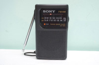 Vintage SONY ICF-S10 portable AM/FM Pocket Radio – Sony quality
