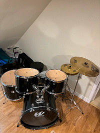 Westbury drum set