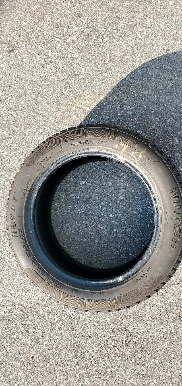 4 winter tire like a new 225 55 r17 in Tires & Rims in Markham / York Region - Image 8