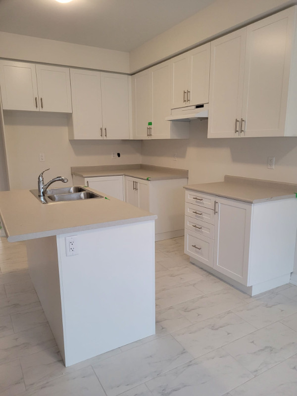 Shared or Single Private room for rent in Wasaga beach Room Rentals & Roommates Barrie Kijiji