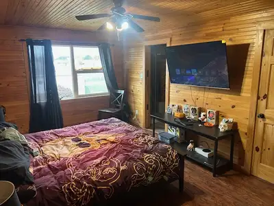 Rustic 3 Bedroom, 2 Bath Apartment on the Edge of Summerside! This unit consistently rents very quic...