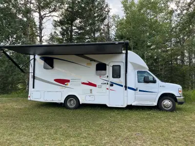 Ready to camp today Excellent condition New tires and alignment Solar panel plus generator Shower,to...