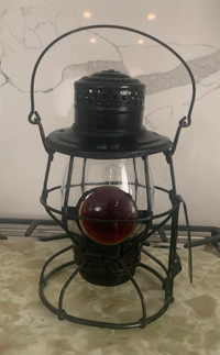 E. T. Wright and Company Railway Lantern