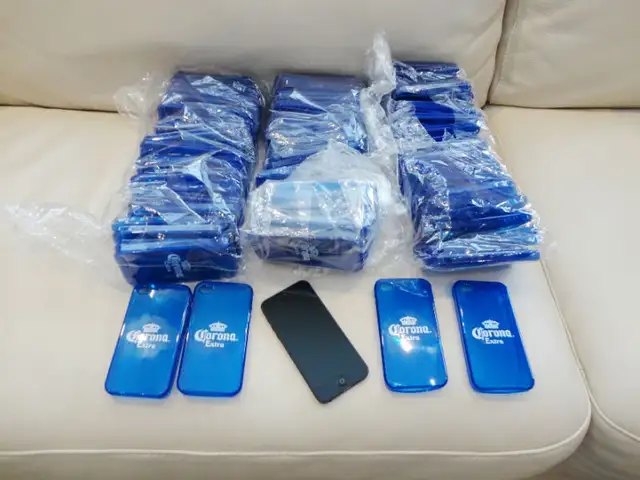 62 New iPhone 4/4s Corona iPhone Cases or Wall Art -$20 for all in Cell Phone Accessories in Kitchener / Waterloo - Image 6
