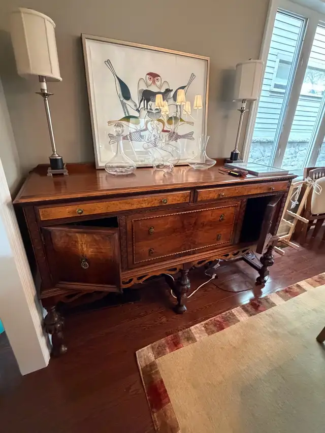 Antique Dining  Room Set with Sideboard in Dining Tables & Sets in City of Toronto - Image 9