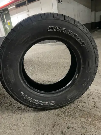 General tires for sale all terrain dot 2020 good shape 265/70/18 got a couple season of life id say...