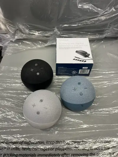 BRAND: Amazon MODEL: Echo dot 4th gen B7W64E CONDITION: used like new, no box ACCESSORIES: 3RD PARTY...