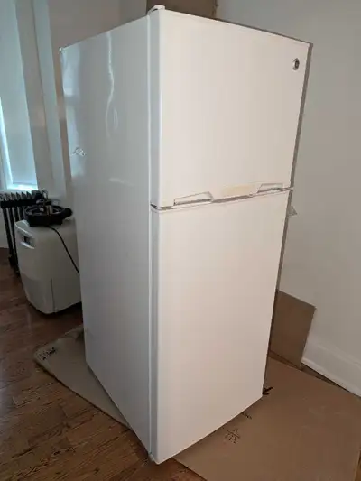GE narrow fridge apartment size top freezer, View more