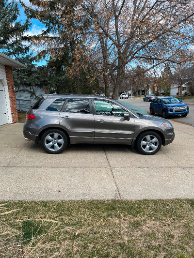 2007 Acura RDX 239,000 km selling for $8500
