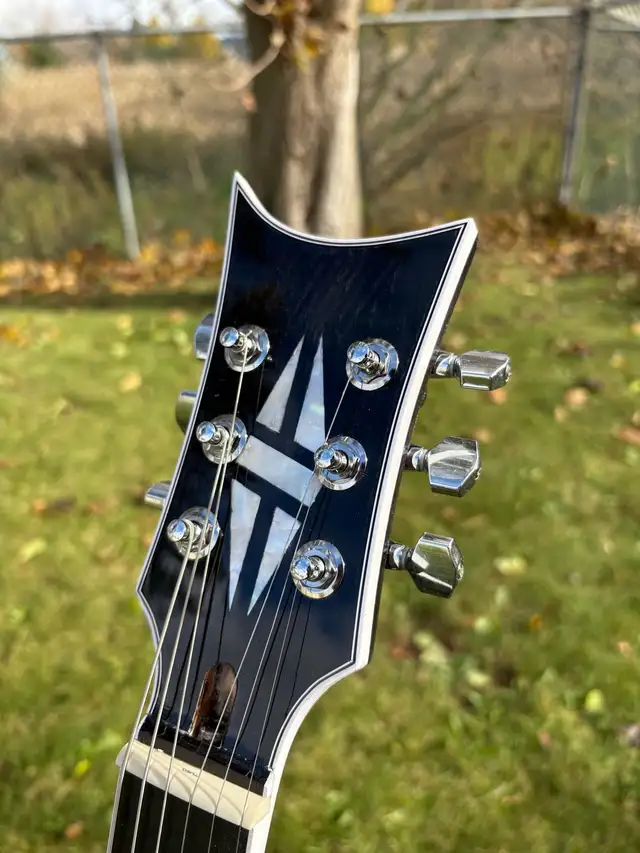 Clarke Customs- Prototype Sabbath SG in Guitars in Markham / York Region - Image 9