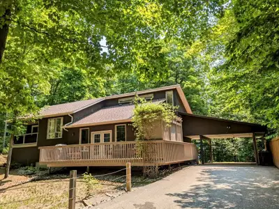 4 Beds 2 Baths  House for Rent August 1st