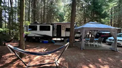 FOR SALE: 2021 Astoria 3393BH Luxury Bunkhouse Trailer Located at Fisherman’s Cove Campground Large,...