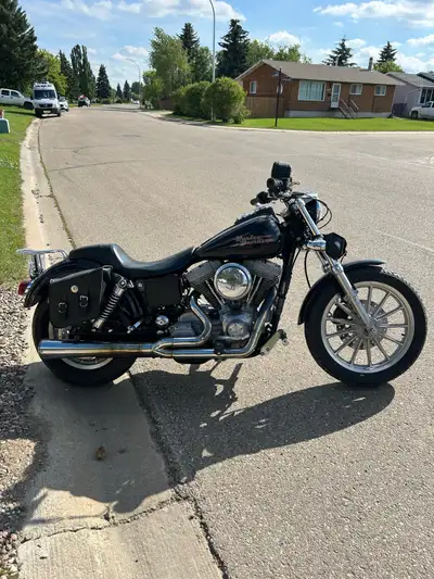 2002 Lots of engine upgrades! 95 inch Shaved heads High performance cam 2 into 1 exhaust 48,000 km