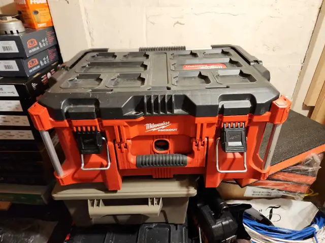 Milwaukee Packout in Tool Storage & Benches in City of Toronto - Image 2