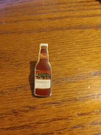 Vintage Budweiser Bottle Pin