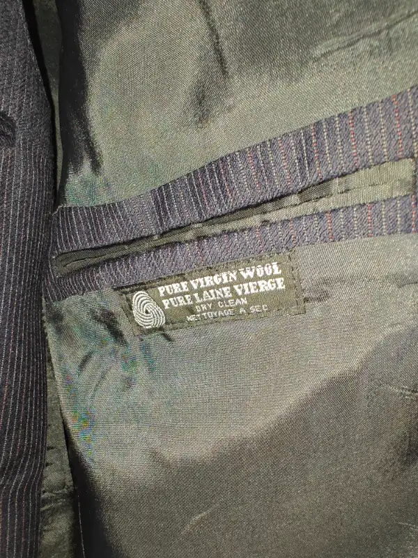 Wm H Leishman Men Formal 3 Piece Wool Suit - 42 Jacket 34 Pants in Men's in Calgary - Image 5