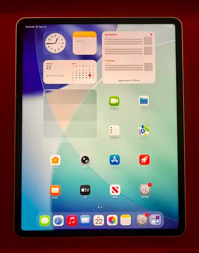 Apple iPad Pro 12.9” M2 256gb 6th Gen, View more