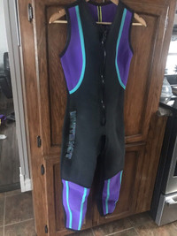 Whitehot complete wet suit with carry bag 