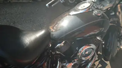 2003 yamaha vstar 1100 for sale 5000 $ ...in mississauga...416 871 3001