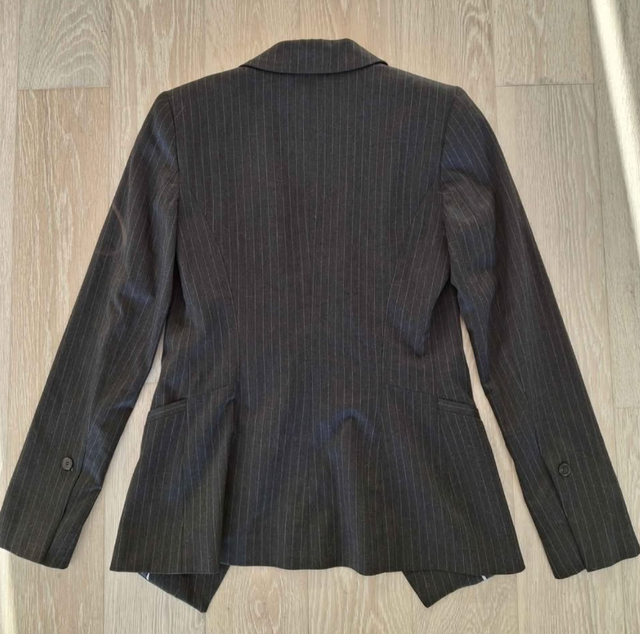 Zara Pinstripe Blazer - XS in Women's - Tops & Outerwear in Calgary - Image 5