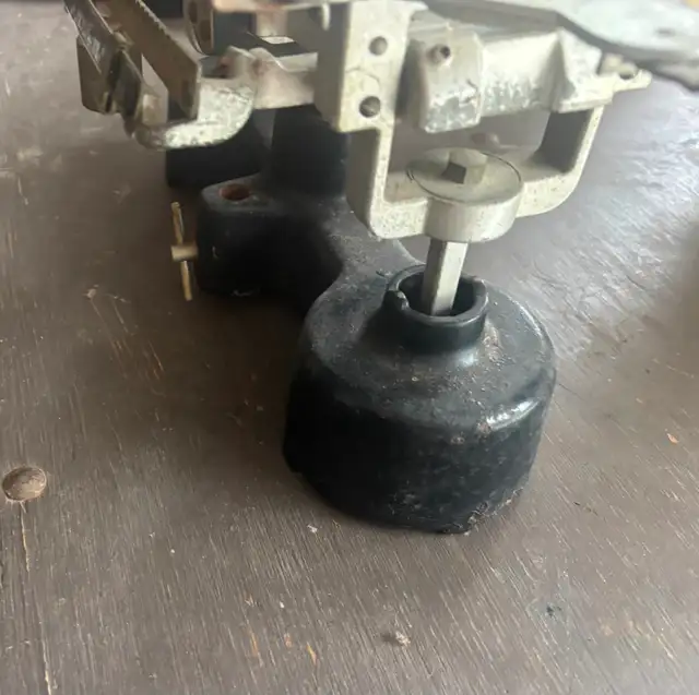 antique balance scale in Arts & Collectibles in Ottawa - Image 10