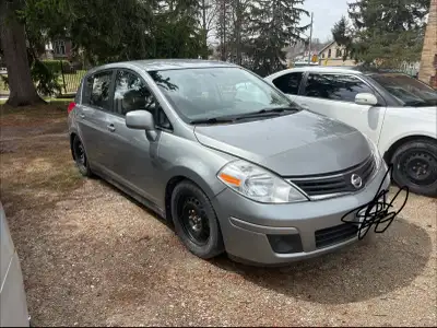 Hi selling as a parts car only as we have misplaced the ownership and it’s in my deceased dads name...