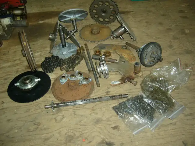 souffleuse beaucoup de pièces a vendre pour souffleuses in Snowblowers in Québec City - Image 6