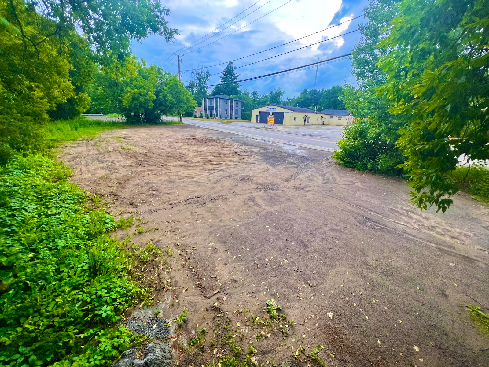 Terrain résidentiel et commercial à vendre à Mascouche — photo 1